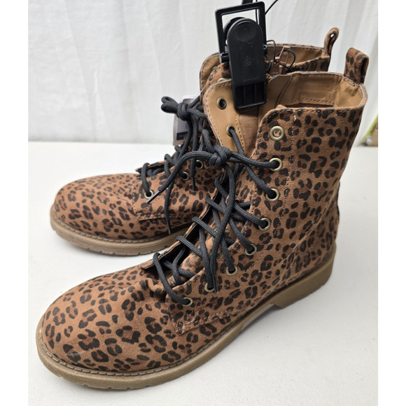 Time & Tru Women’s Size 11 Cheetah Leopard Print Memory Foam Boots Zip & Lace-up - Picture 1 of 7